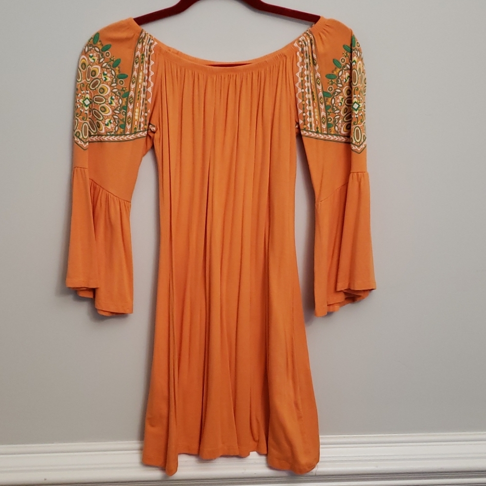Voll Boutique Orange Top Sz M